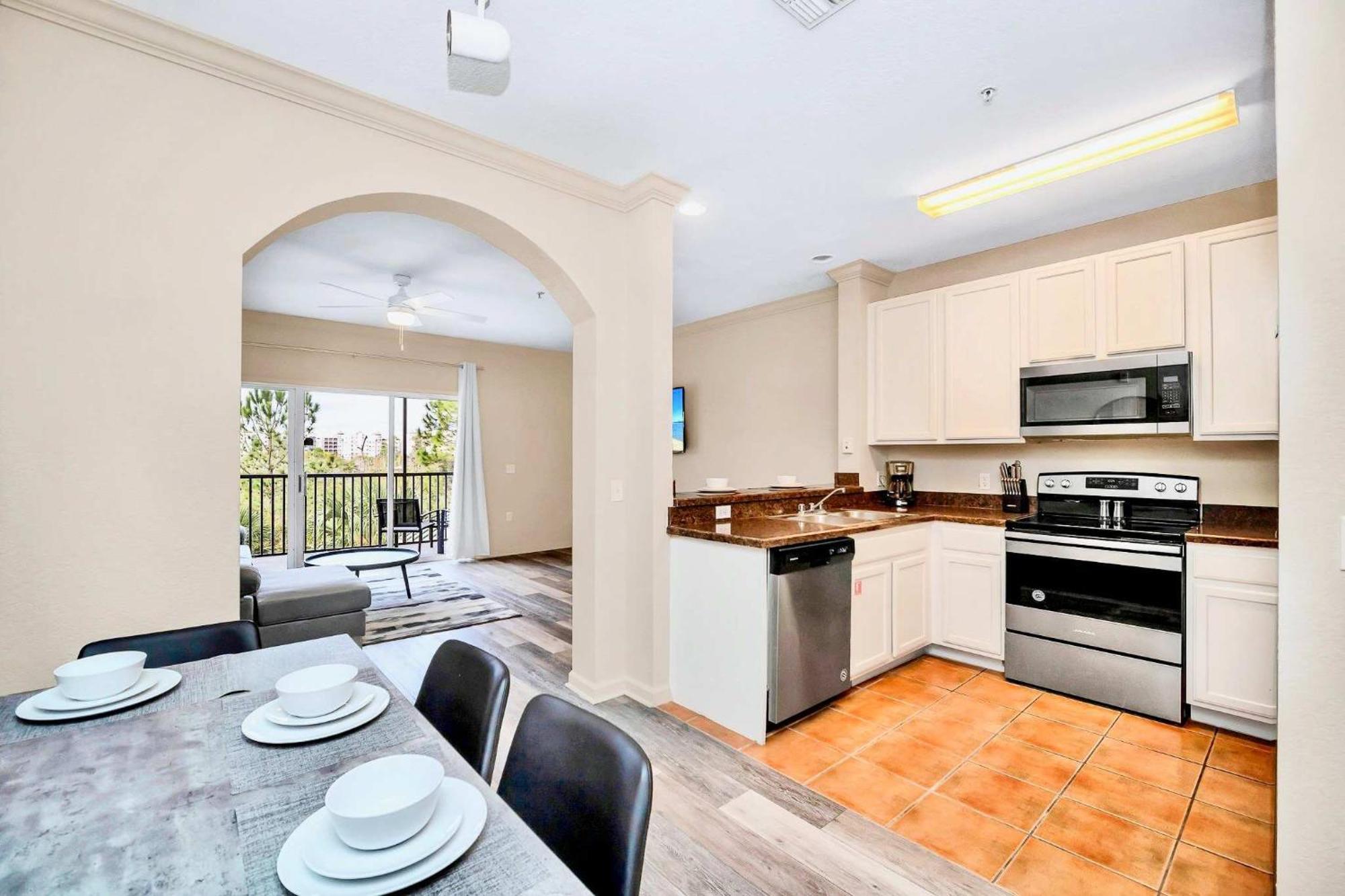 Luxury 2Br Condo - Pool & Hot Tub - Near Disney أورلاندو المظهر الخارجي الصورة